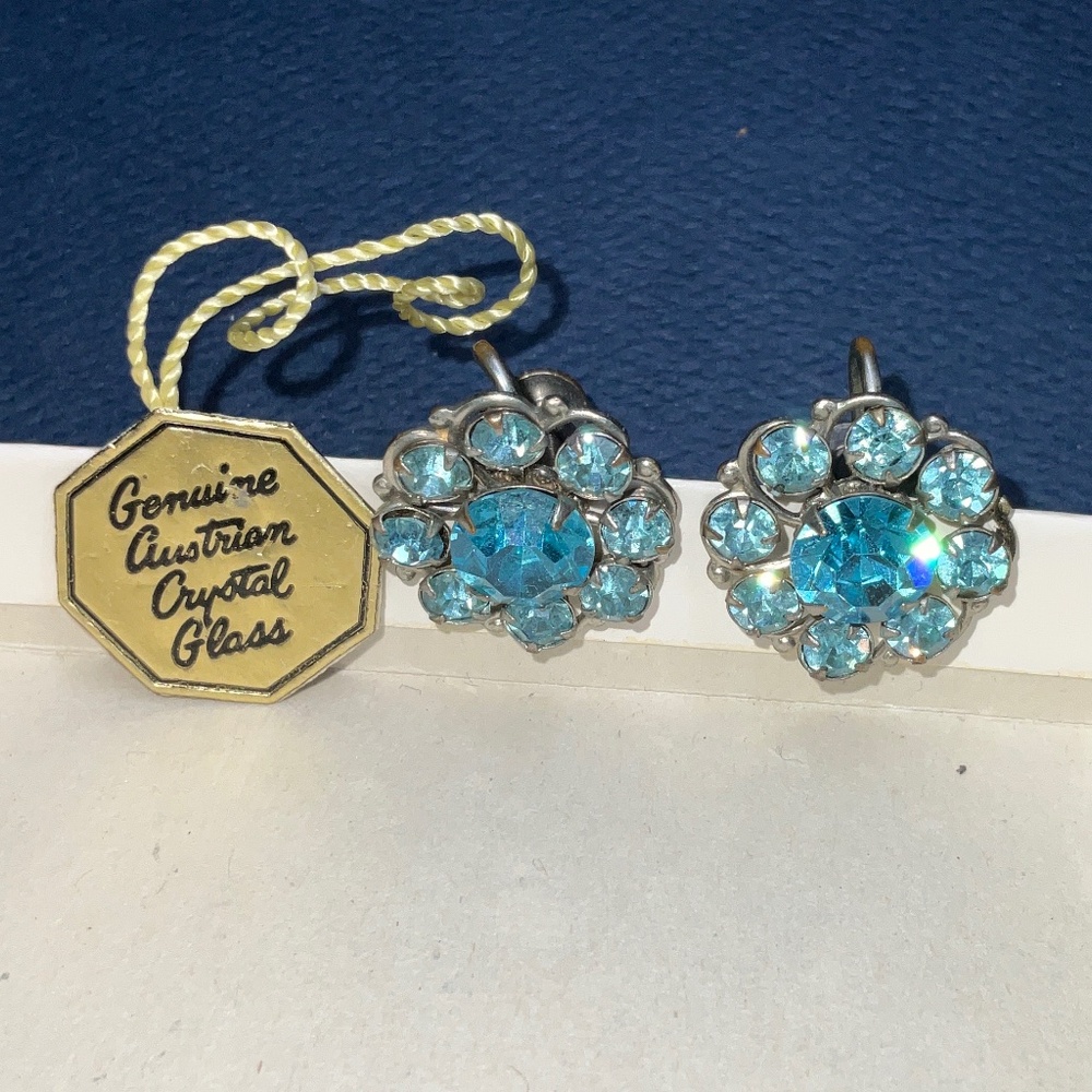 Vintage 1950s Blue Austrian Crystal Floral Clip On Earrings Unsigned Quality